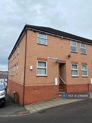 2 Bedroom Flat To Rent In Swalwell, Newcastle Upon Tyne, NE16