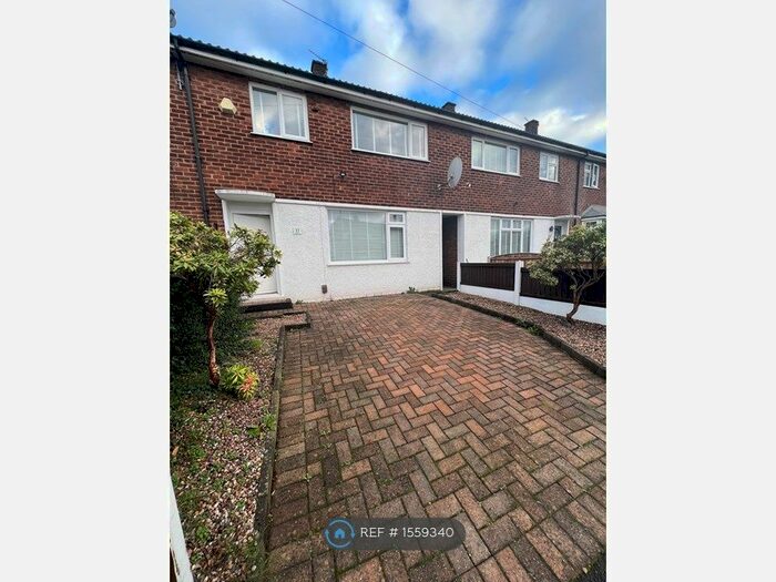 3 Bedroom Terraced House To Rent In Ridgeway, Swinton, Manchester, M27