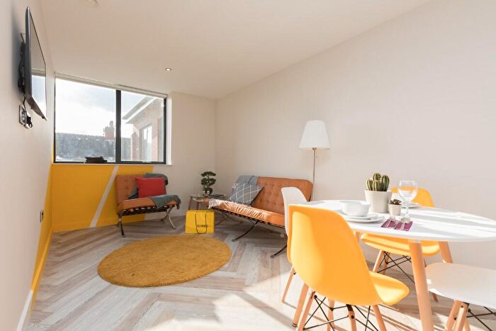 3 Bedroom Apartment To Rent In Bed Apartment, Great Western Street, Manchester, Greater Manchester, M14