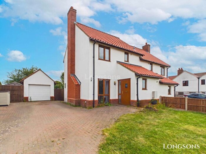3 Bedroom Semi Detached House For Sale In Willow Corner, Carbrooke, IP25