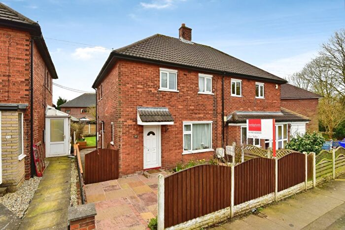 3 Bedroom Semi Detached House For Sale In Leaside Road, Stoke-On-Trent, Staffordshire, ST4