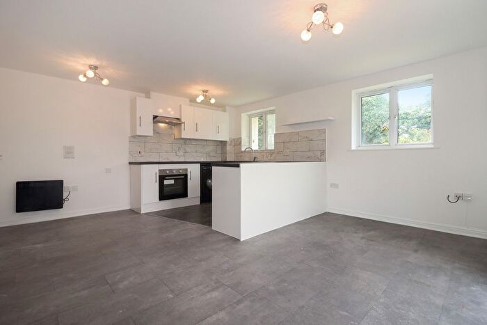 2 Bedroom Flat To Rent In Hermitage Close, London, SE2