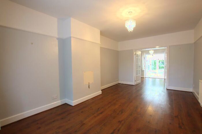 3 Bedroom Semi-Detached House To Rent In Burford Road, Childwall, Liverpool, L16