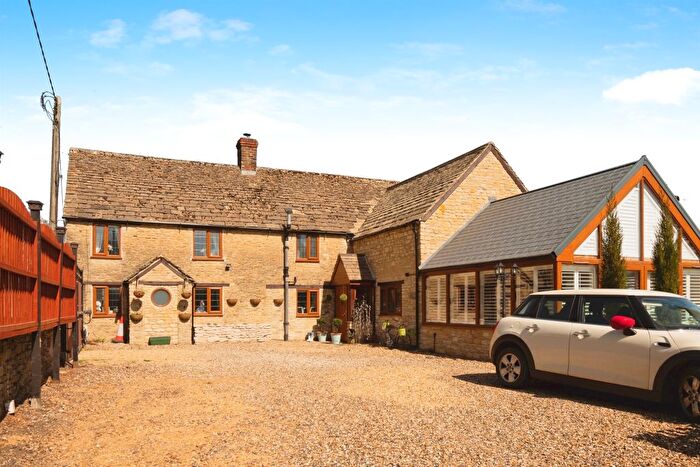 3 Bedroom Detached House For Sale In Malmesbury Road, Lower Stanton St. Quintin, Chippenham, SN14