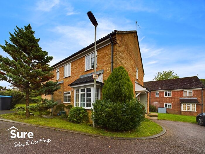 2 Bedroom Semi-Detached House To Rent In Rosewood Court, Hemel Hempstead, Hertfordshire, HP1