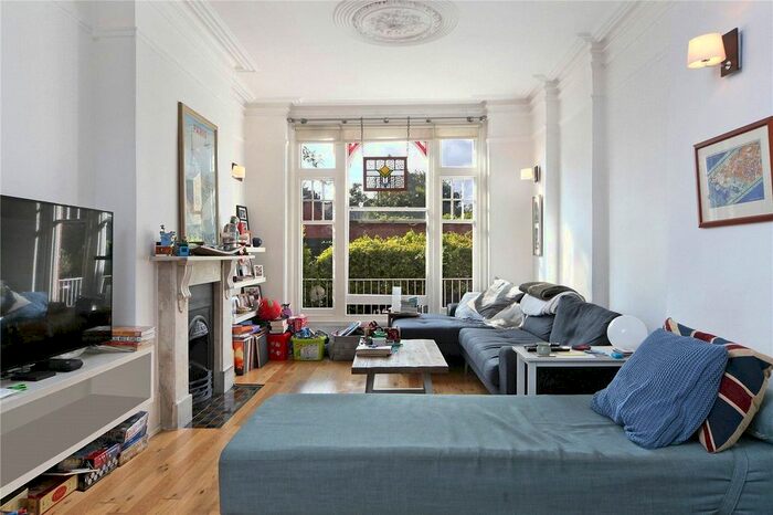 3 Bedroom Flat To Rent In Studdridge Street, London SW6