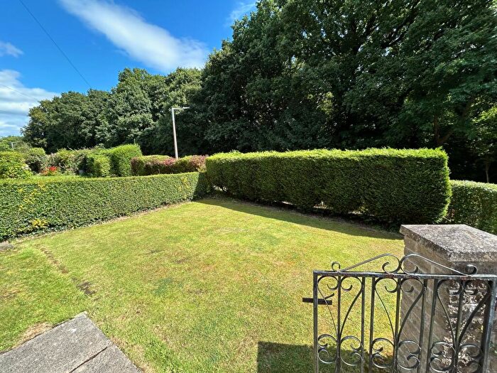 2 Bedroom End Of Terrace House To Rent In Troughbrook Road, Hollingwood, Chesterfield, S43