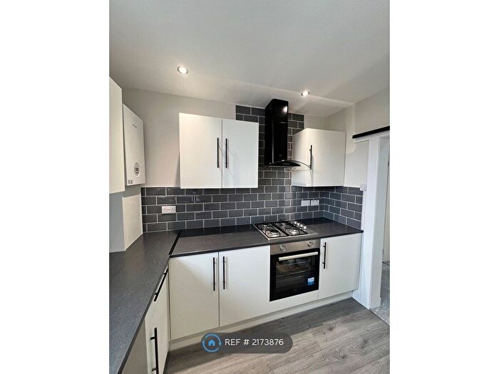 5 Bedroom Flat To Rent In Sighthill Loan, Edinburgh, EH11