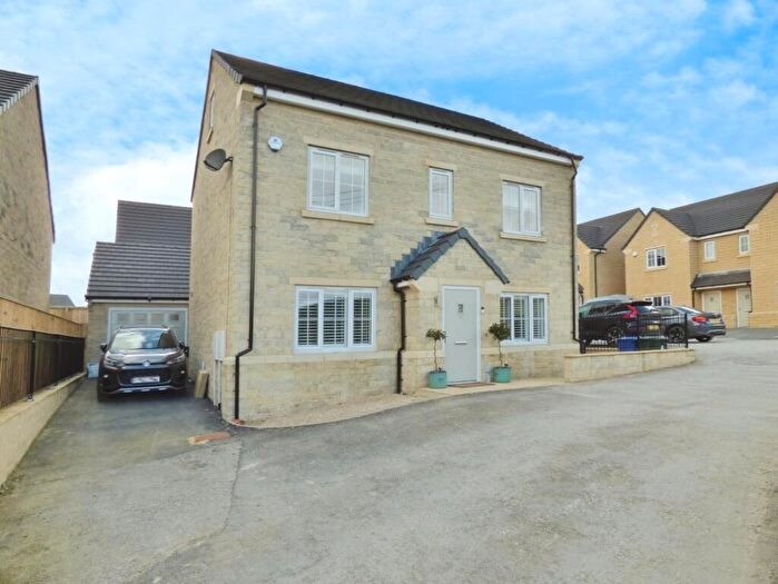 5 Bedroom Detached House To Rent In Hawbank Drive, Skipton, BD23