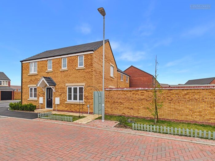 3 Bedroom Detached House For Sale In Skaters Street, Whittlesey, Peterborough, PE7