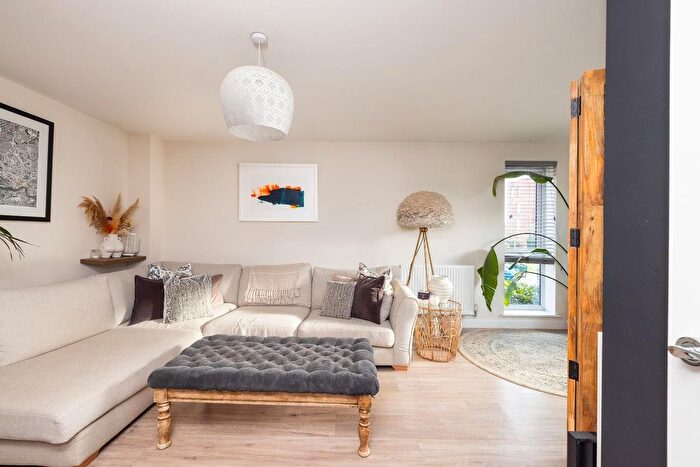 3 Bedroom Detached House For Sale In Abrahams Close, Filwood Park, BS4