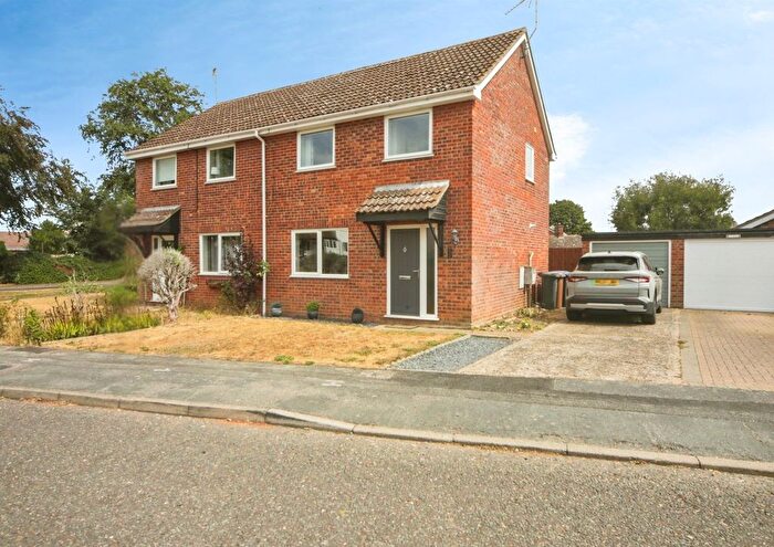 3 Bedroom Semi-Detached House For Sale In Birch Road, Thurston, Bury St. Edmunds, IP31