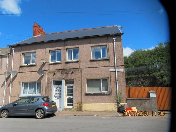 1 Bedroom Flat To Rent In Castle Street, Maesteg, Bridgend., CF34