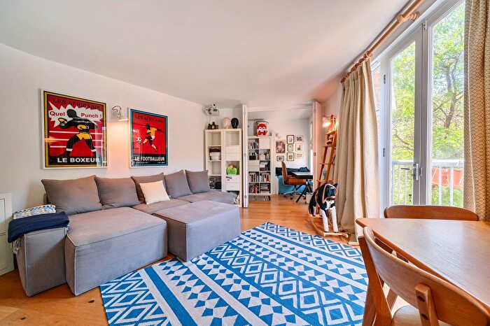 1 Bedroom Flat For Sale In Fairfield Road, Bow Quarter, E3