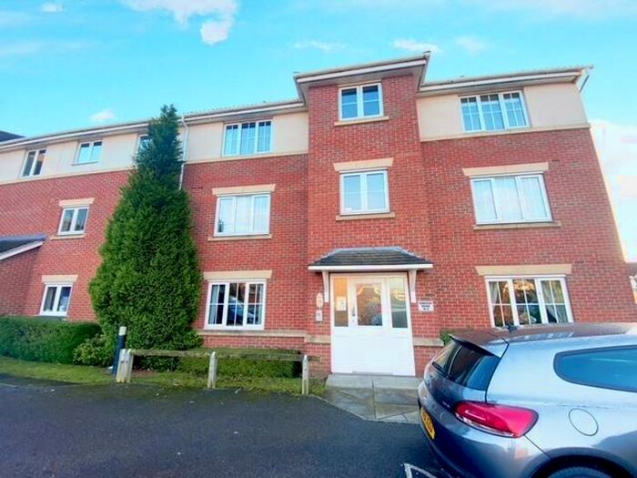 1 Bedroom Apartment To Rent In Spinner Croft, Chesterfield, S40