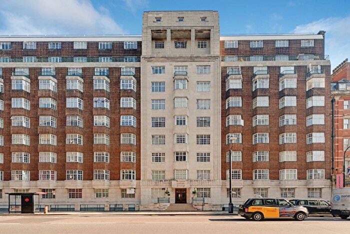 Studio For Sale In Woburn Place, Bloomsbury, WC1H