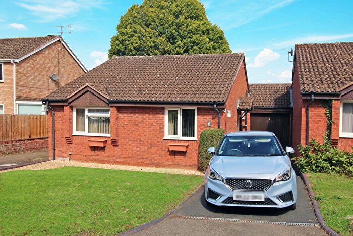 2 Bedroom Bungalow For Sale In Greenhill Gardens, Tenbury Wells, WR15