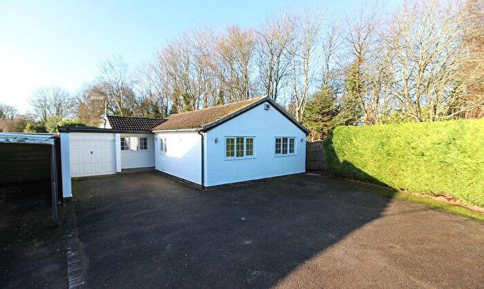 4 Bedroom Detached Bungalow For Sale In Wade Grove, Warwick, CV34