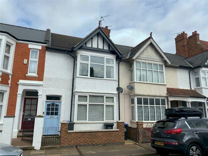 2 Bedroom Maisonette To Rent In Birchfield Road, Northampton, NN1