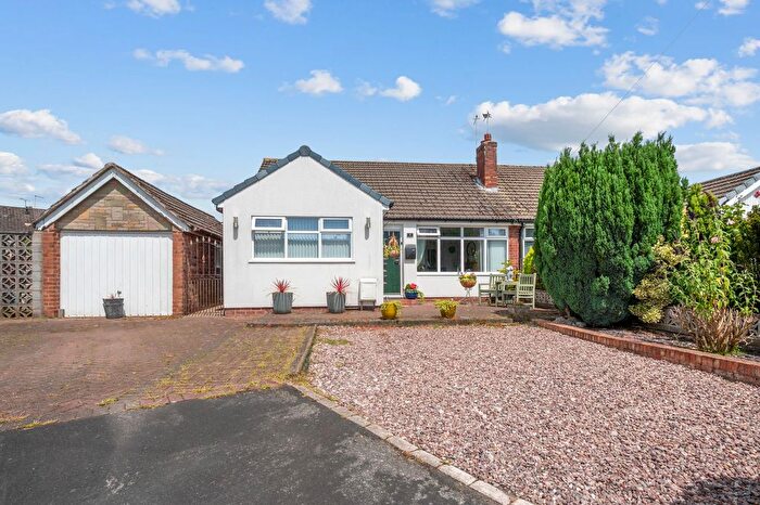 3 Bedroom Semi-Detached Bungalow For Sale In Finch Close, Clock Face, WA9