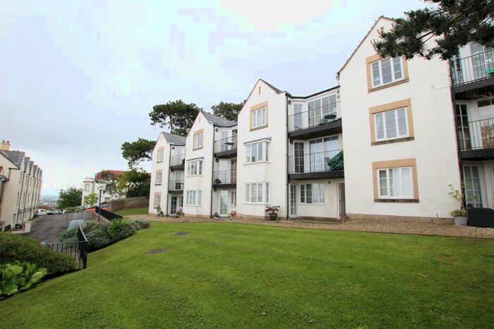 2 Bedroom Flat To Rent In West Hill Court - Portishead, BS20