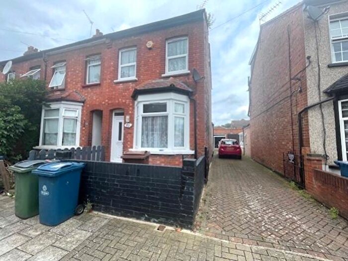 3 Bedroom End Of Terrace House To Rent In Belmont Road, HA3