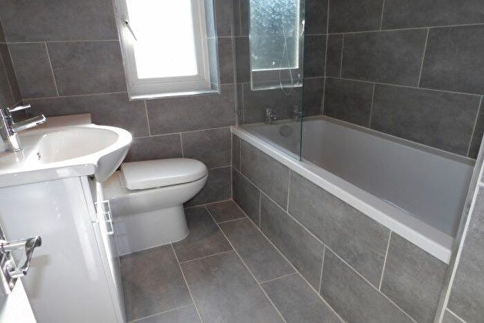 1 Bedroom Maisonette To Rent In Fox Crescent, Chelmsford, CM1