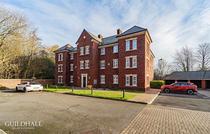 2 Bedroom Flat For Sale In Ladybank Avenue, Fulwood, PR2