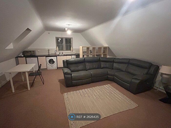 Studio To Rent In Coventry, Coventry, CV4