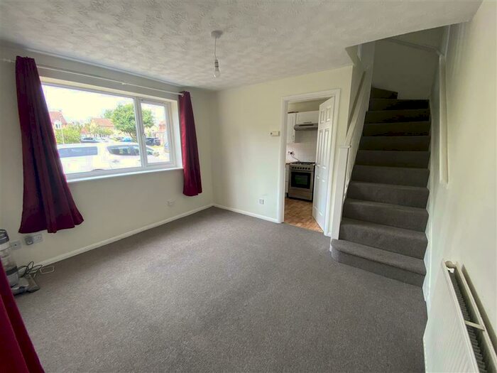 1 Bedroom House To Rent In The Lawns, Hemel Hempstead, HP1