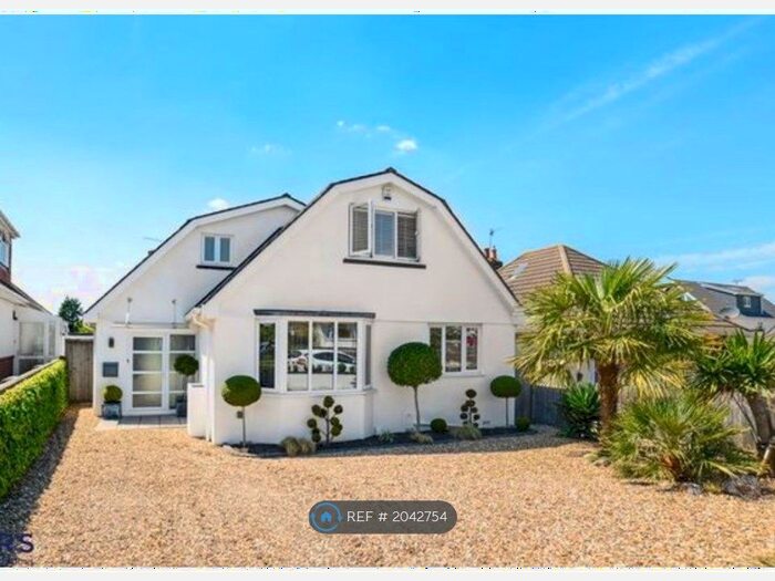 4 Bedroom Detached House To Rent In Gorsehill Road, Poole, BH15