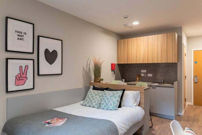 1 Bedroom Flat To Rent In Gulson Road, Coventry CV1