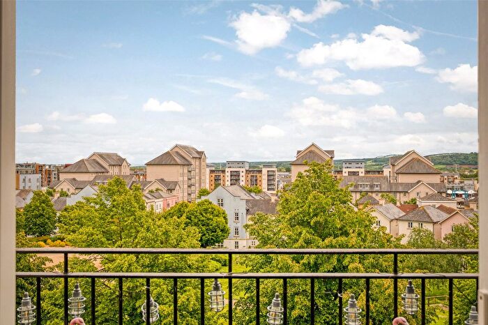 2 Bedroom Flat For Sale In Burlington Road, Portishead, Bristol, Somerset, BS20