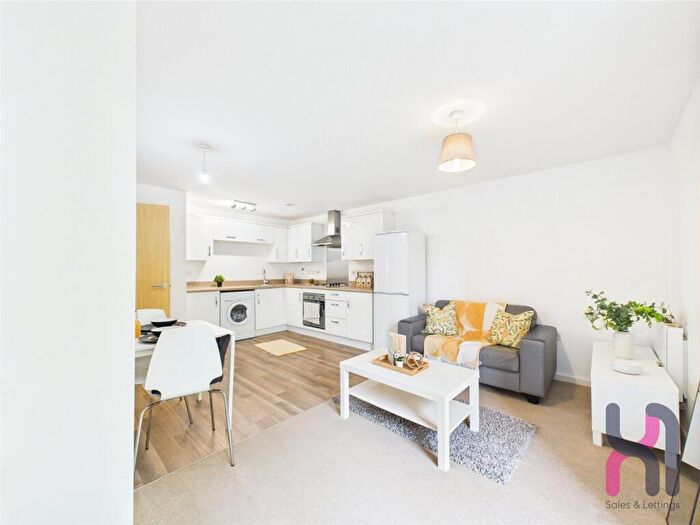 2 Bedroom Flat To Rent In Spinner House, A Elmira Way, Salford, M5