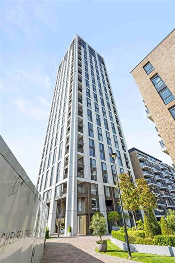 2 Bedroom Flat To Rent In Bridgewater Avenue, London, SW6