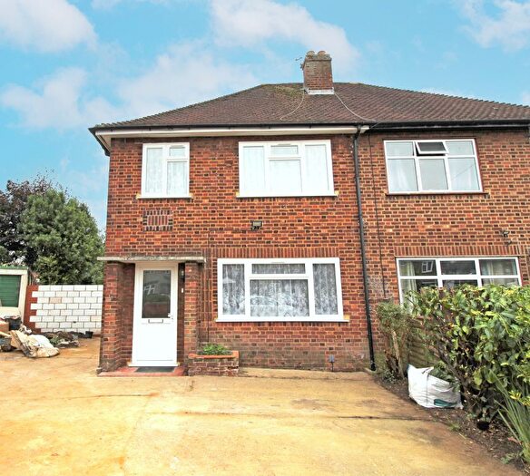 3 Bedroom Semi-Detached House For Sale In St. Laurence Close, Uxbridge, UB8
