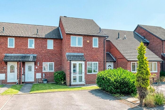2 Bedroom Terraced House For Sale In Mayfield Close, Catshill, B61