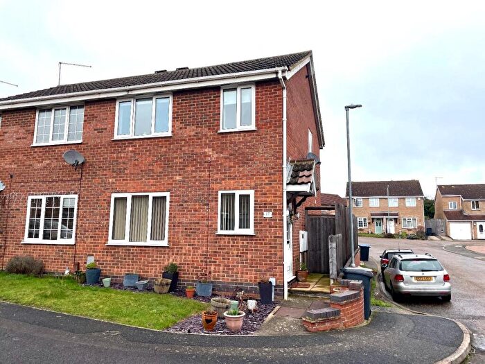 3 Bedroom Semi Detached House For Sale In East Rising, East Hunsbury, Northampton, NN4
