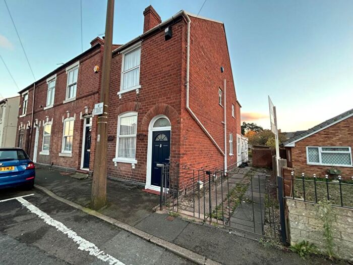 2 Bedroom End Of Terrace House To Rent In Chapel Street, Lye, Stourbridge, West Midlands, DY9