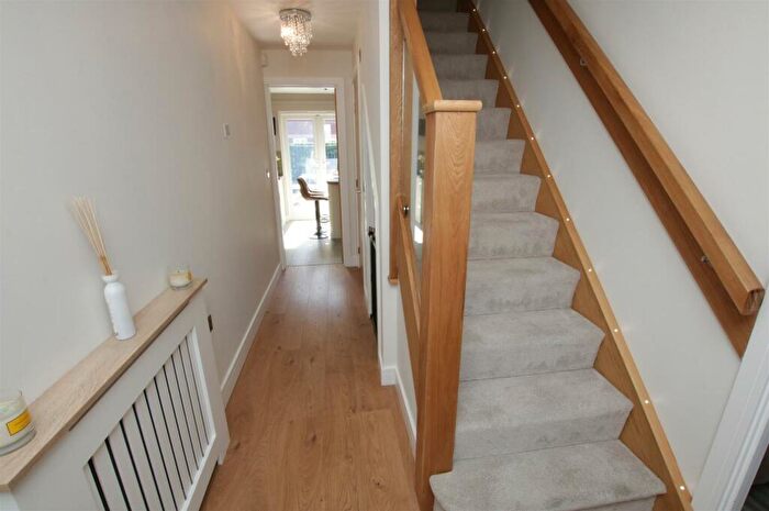 4 Bedroom Detached House For Sale In Walstow Crescent, Armthorpe, Doncaster, DN3