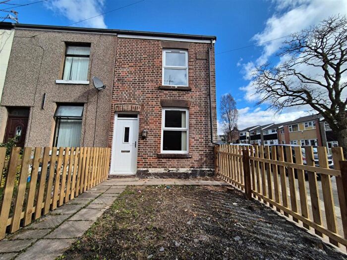 2 Bedroom End Of Terrace House To Rent In Ash View, Ashton-Under-Lyne, OL6
