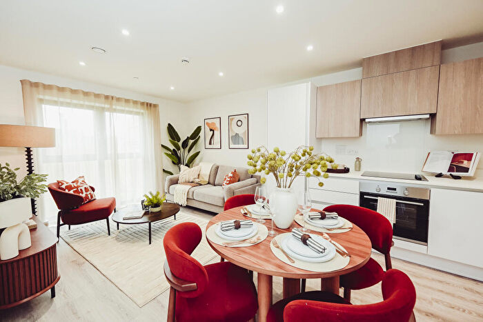 1 Bedroom Apartment To Rent In Walton House, DE1