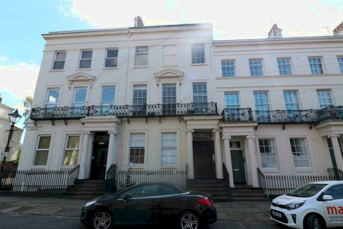 3 Bedroom Apartment To Rent In Huskisson Street, Liverpool, L8