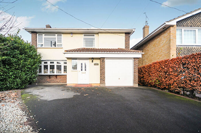 3 Bedroom Detached House To Rent In Galleywood Road, Great Baddow, CM2