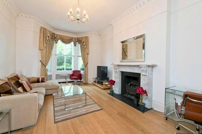 1 Bedroom Maisonette To Rent In Stanhope Gardens, London, SW7