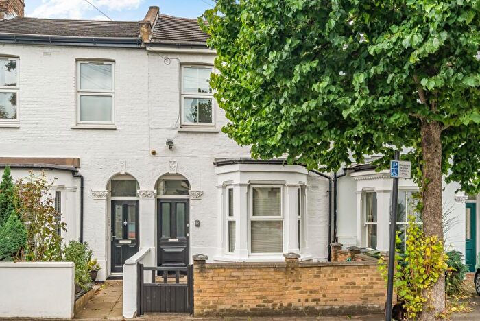 2 Bedroom Terraced House To Rent In Cambria Road, London, SE5