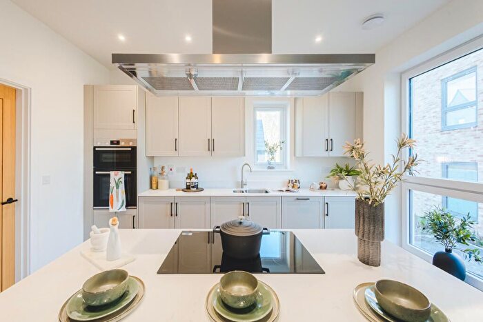 4 Bedroom Detached House For Sale In Swindon Road, Highworth, Swindon, SN6