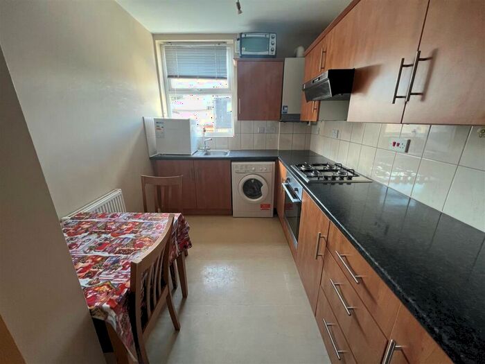1 Bedroom Apartment To Rent In Brent Street, Hendon, NW4