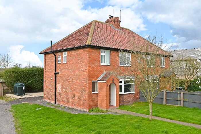 3 Bedroom Semi-Detached House To Rent In Oxclose Cottages, Oxclose Lane, Heslington, YO10