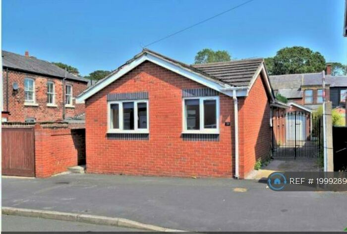 2 Bedroom Bungalow To Rent In Dyer Street, Kirkham, Preston, PR4